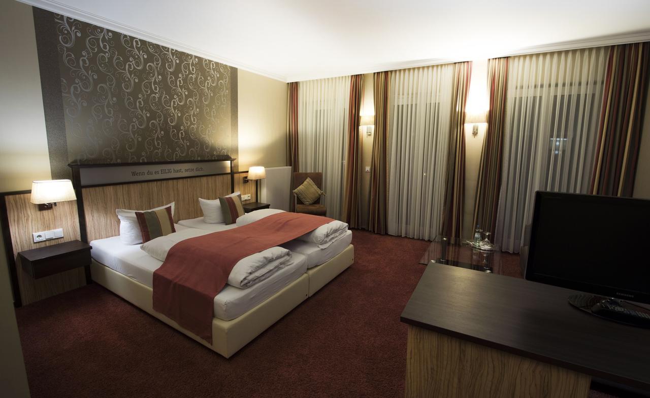 M13 Hotel Riol ภายนอก รูปภาพ