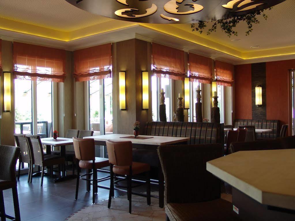 M13 Hotel Riol ภายนอก รูปภาพ